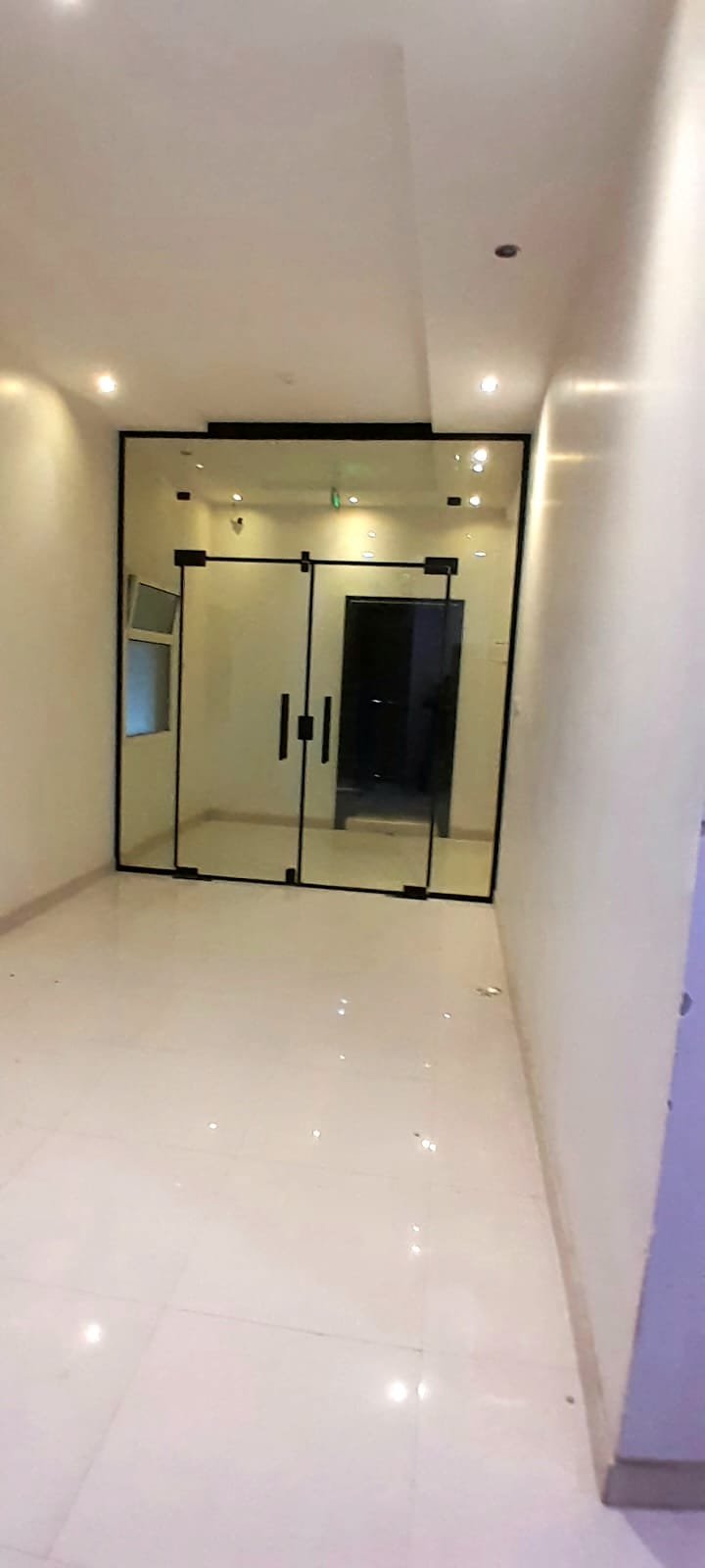 زجاج مقاوم للحريق